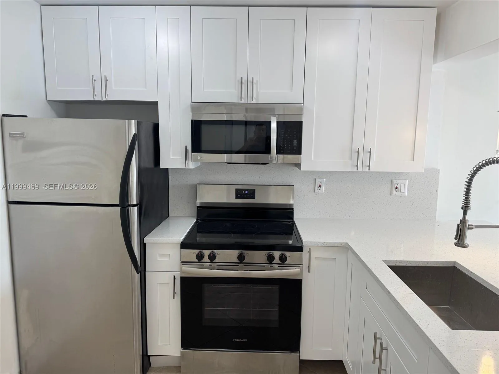 492 NW 165th St Rd # 309, Miami FL 33169