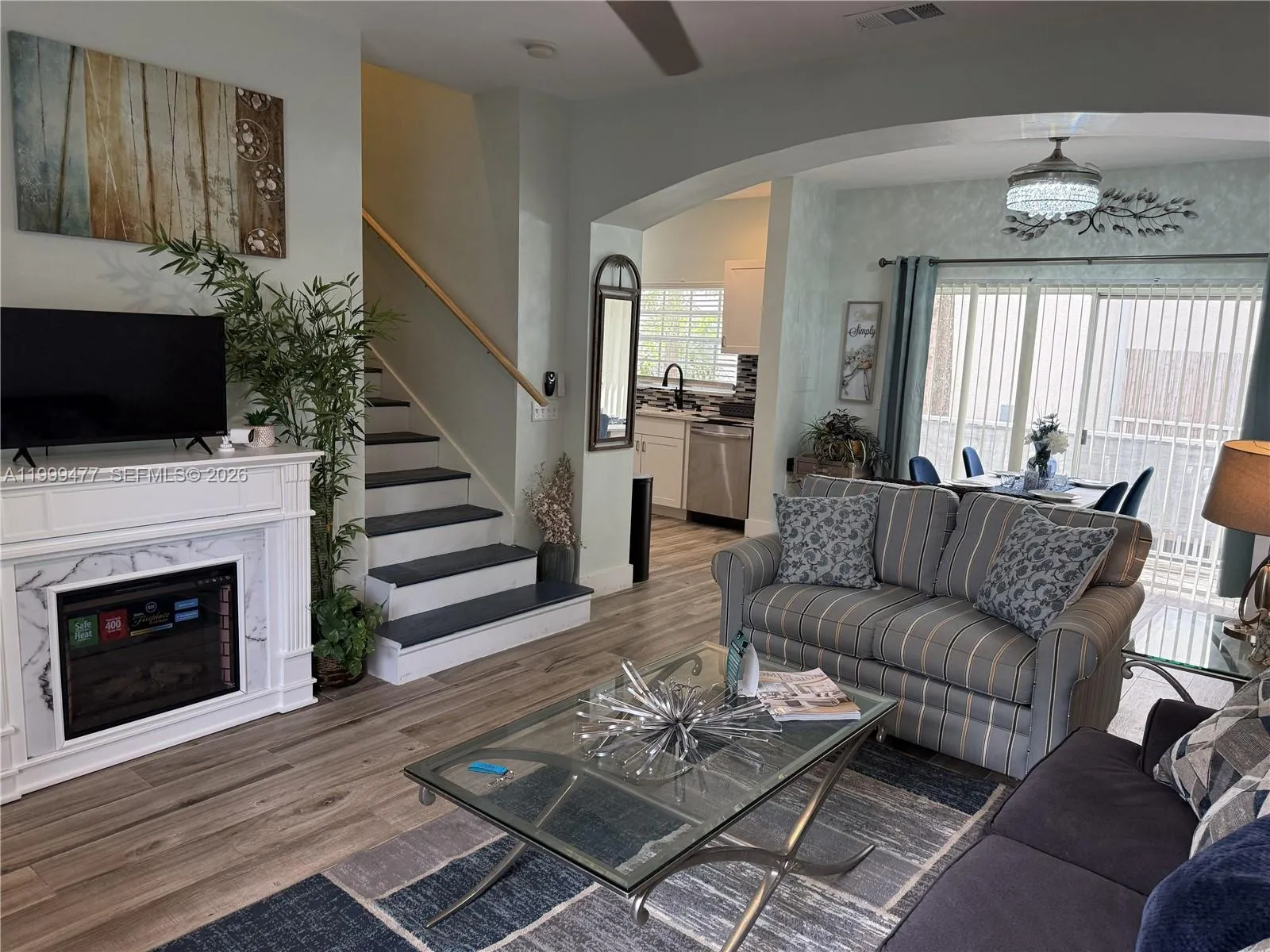 3304 Lisa Ln # 102, Naples FL 34109