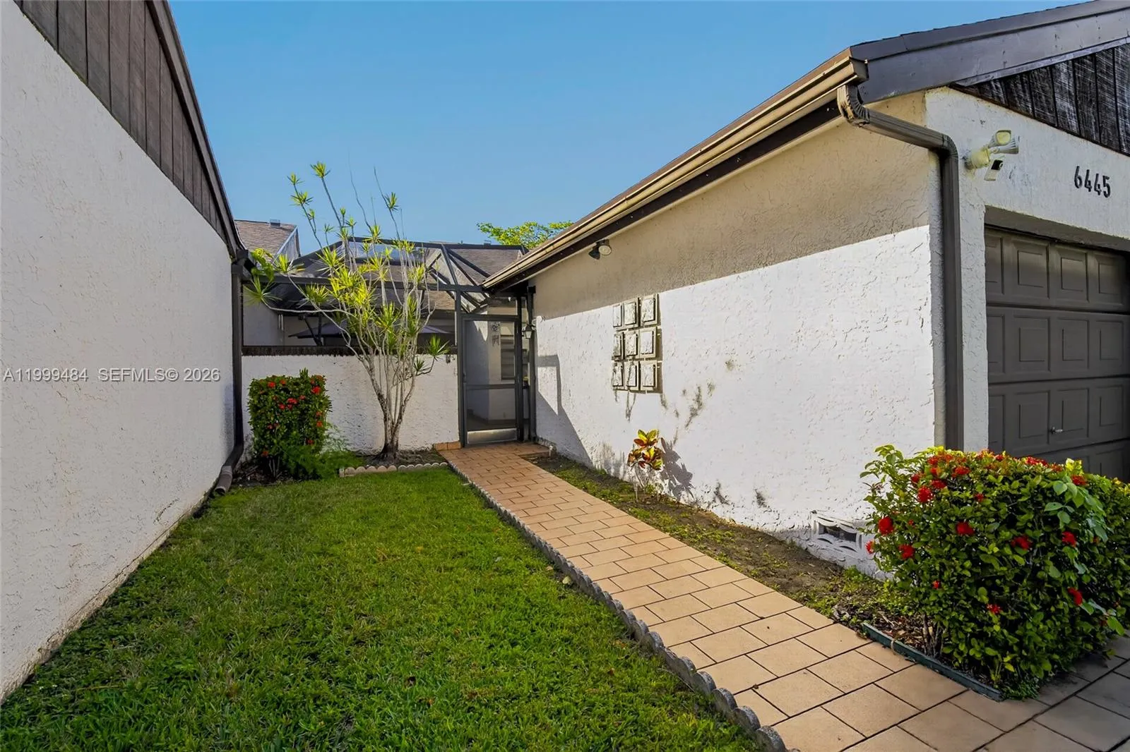 6445 W Pinehurst Cir W # D25, Tamarac FL 33321