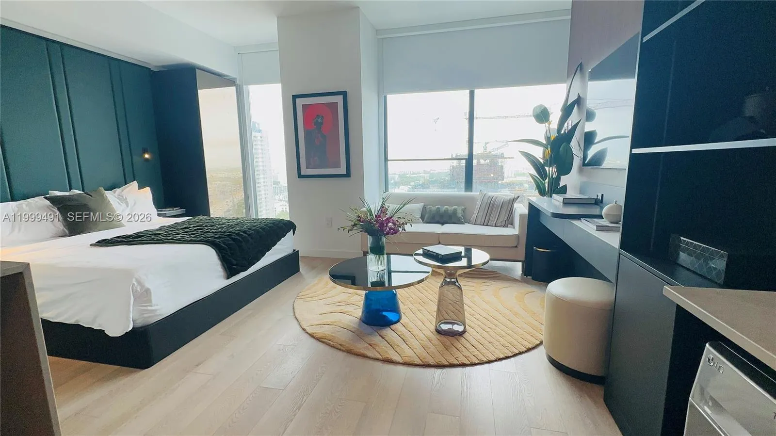 20 NE 11 St, Miami FL 33132