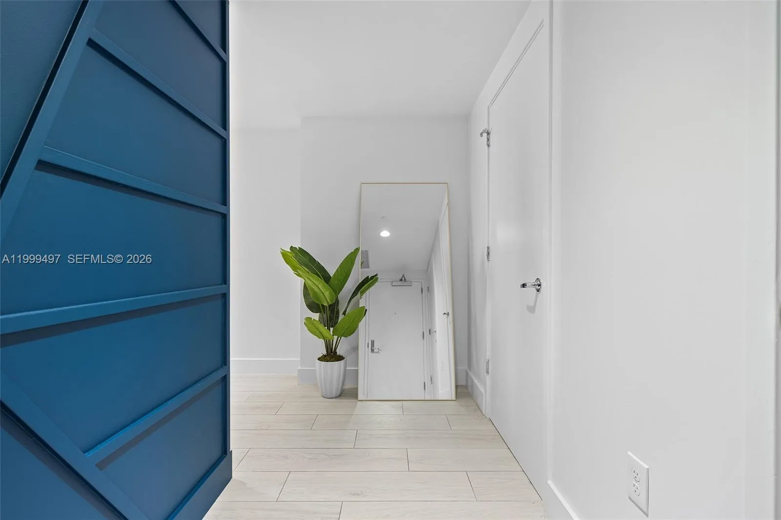 1010 Brickell Ave # 1411, Miami FL 33131