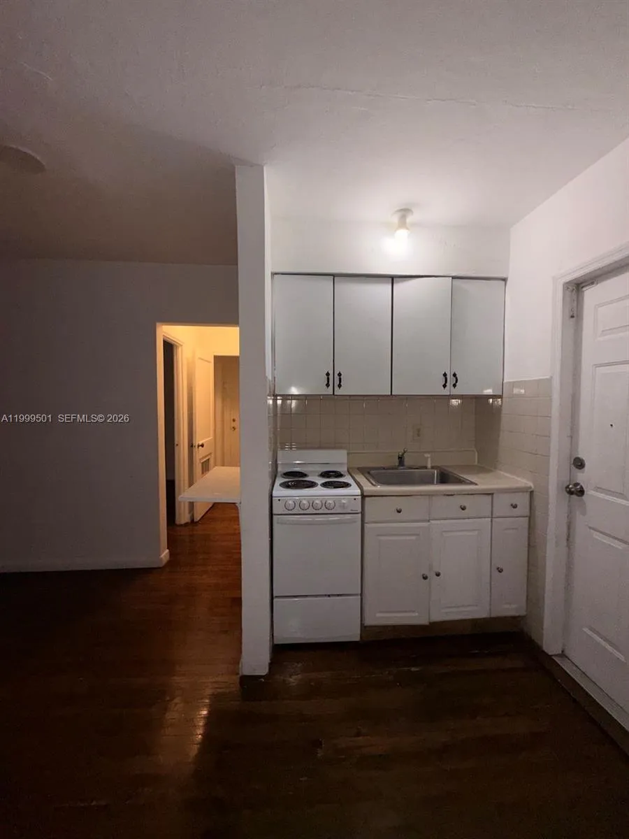 1955 Taylor St # 2, Hollywood FL 33020