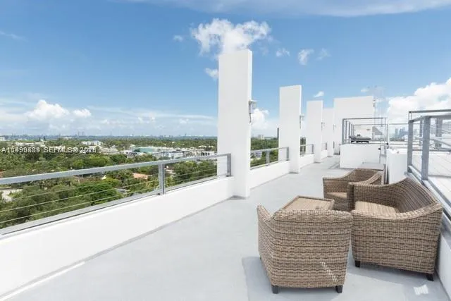 8101 Biscayne Blvd # 414, Miami FL 33138
