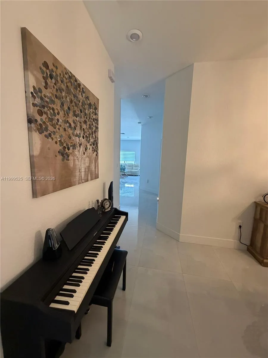 2481 NE 2nd Dr # 2481, Homestead FL 33033