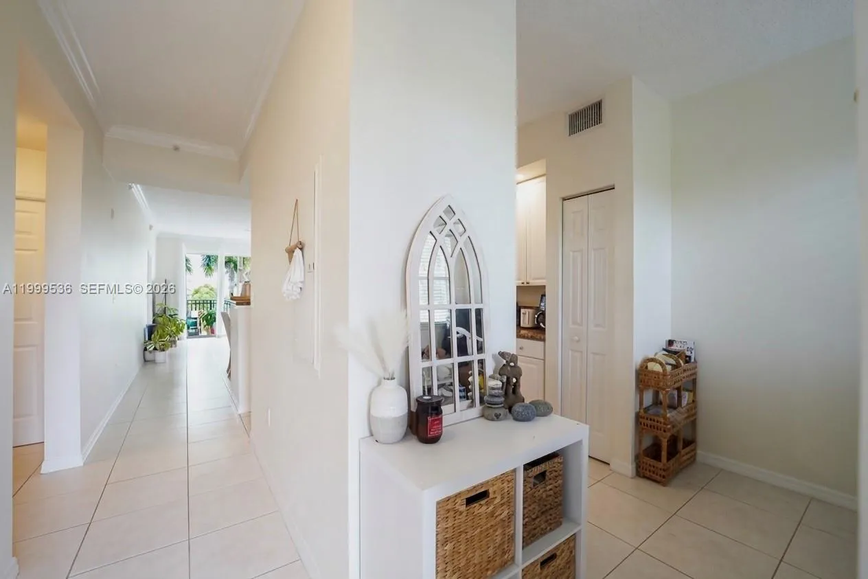 26 Royal Palm Way # 304, Boca Raton FL 33432
