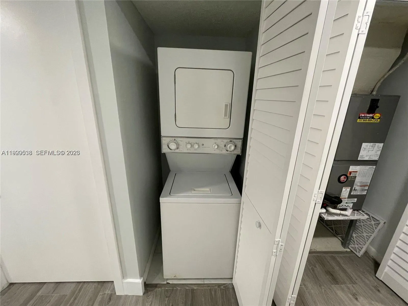 4725 SW 62nd Ave # 103, Davie FL 33314