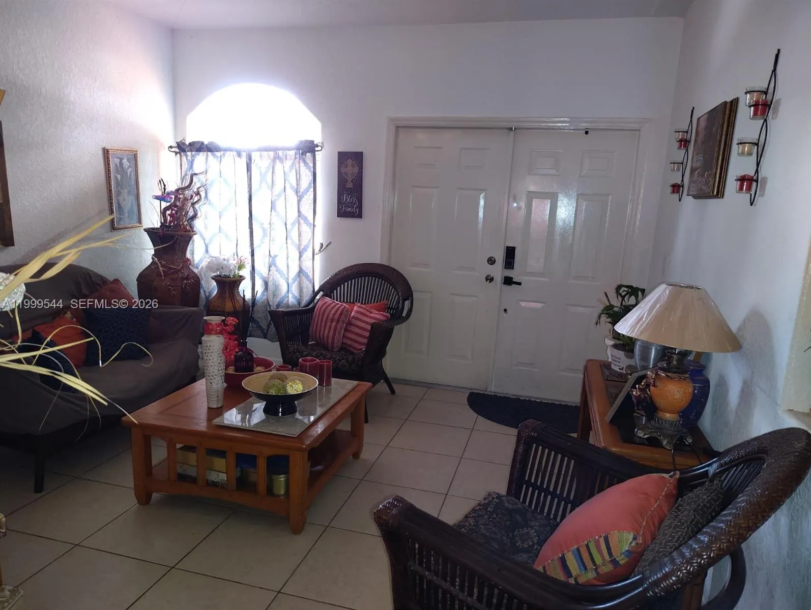 7736 NW 197 LN, Hialeah FL 33015