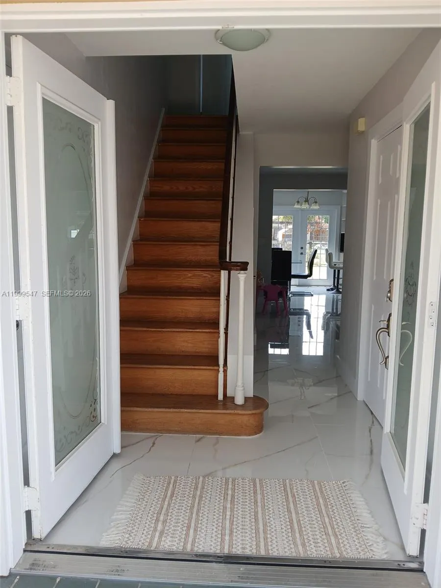 2211 NEW JERSEY RD, Lakeland FL 33803