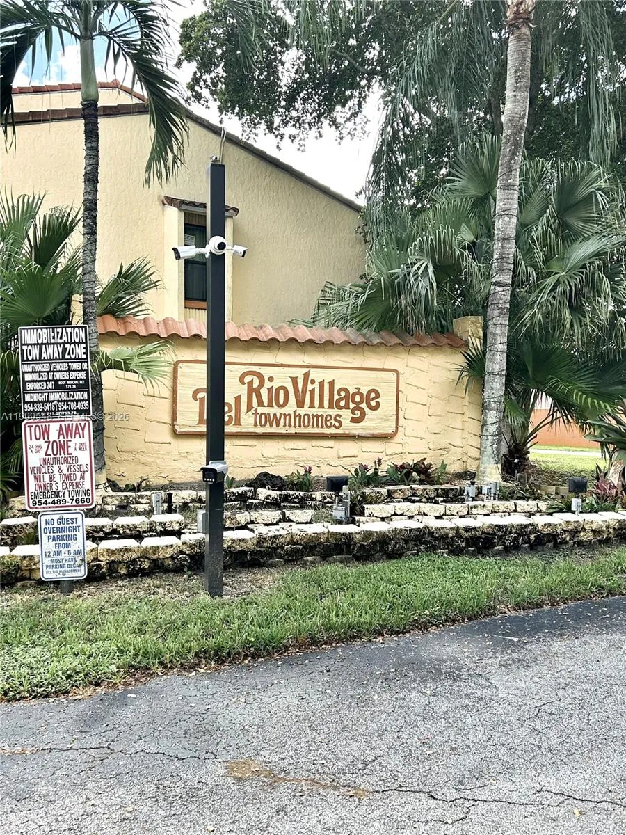 4056 Sierra Ter, Sunrise FL 33351