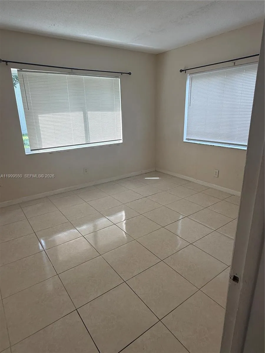 201 SE 6th Ave # 7, Pompano Beach FL 33060