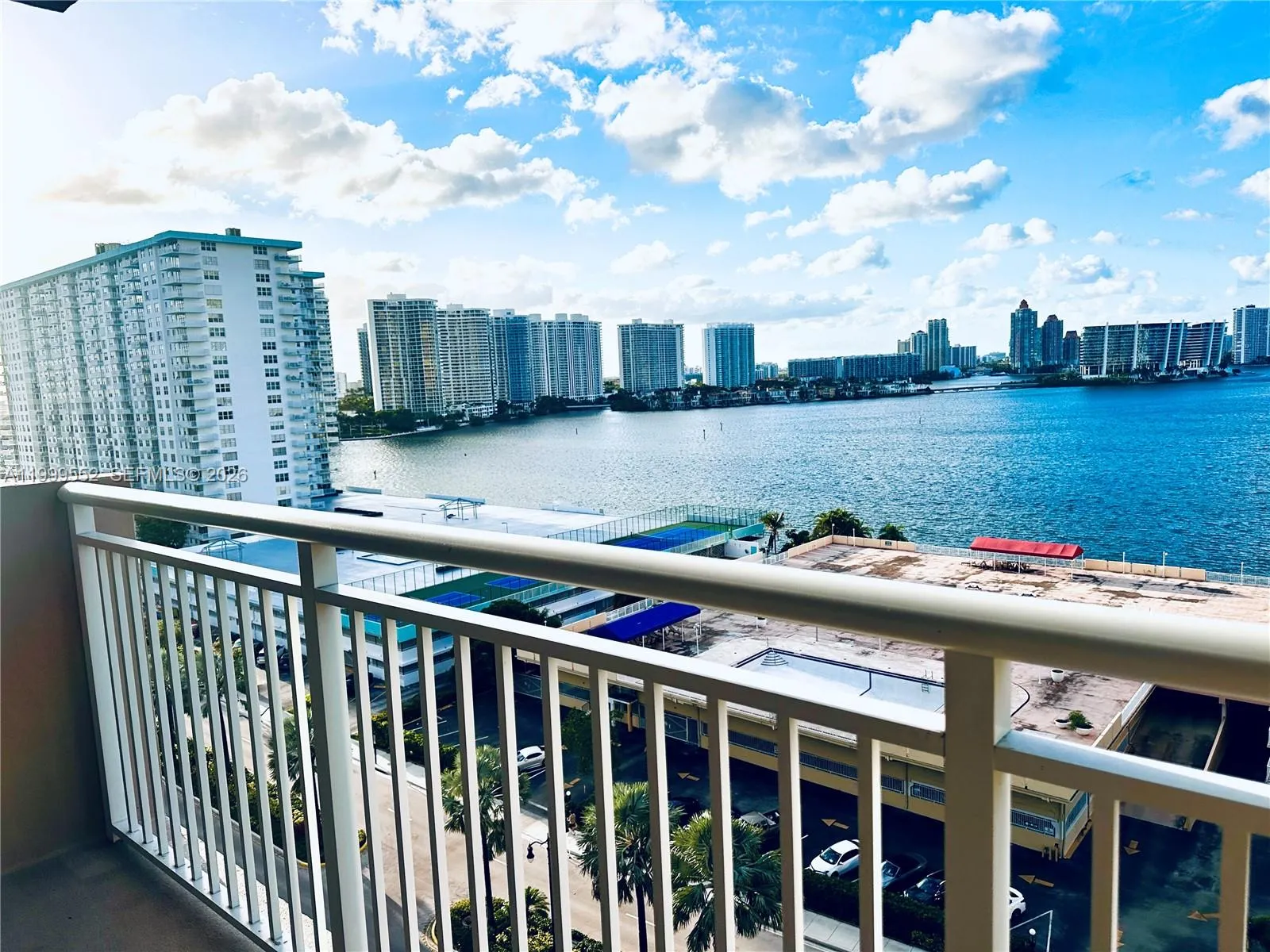 250 174th St # 1212, Sunny Isles Beach FL 33160