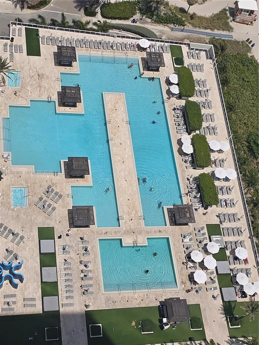 1830 S Ocean Dr # 4309, Hallandale Beach FL 33009