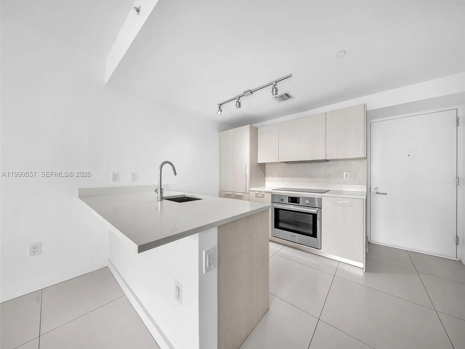 501 NE 31st St # 2902, Miami FL 33137