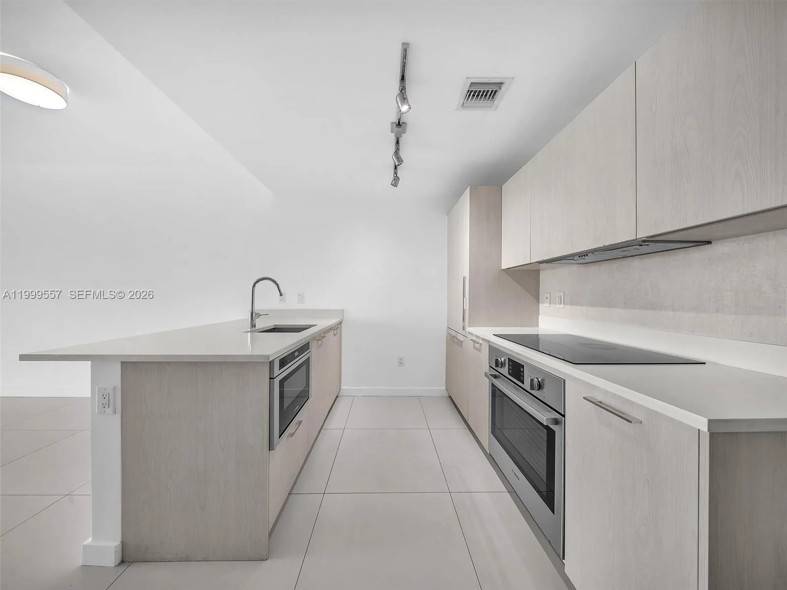 501 NE 31st St # 2902, Miami FL 33137