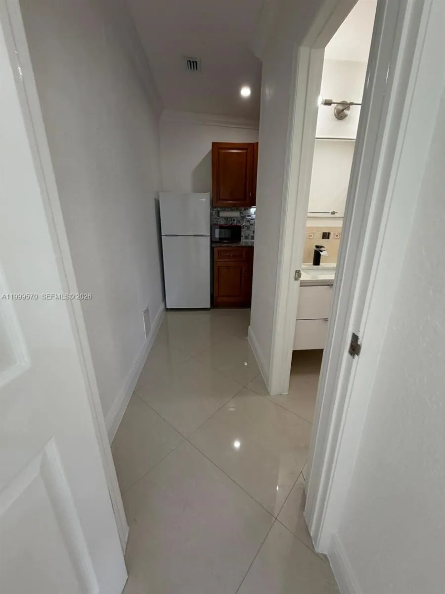 19732 SW 121st Ave # 1, Miami FL 33177