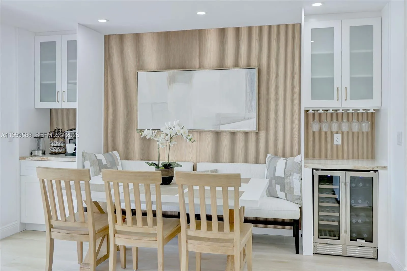 1050 SE 5th Ct, Pompano Beach FL 33060