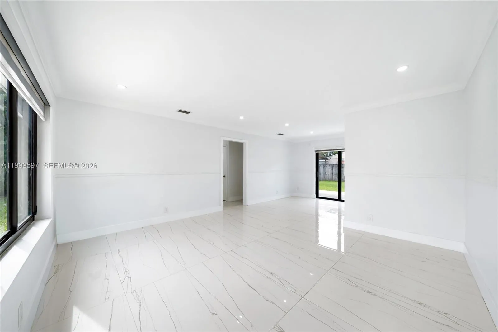 2401 SW 45th Ave, Fort Lauderdale FL 33317