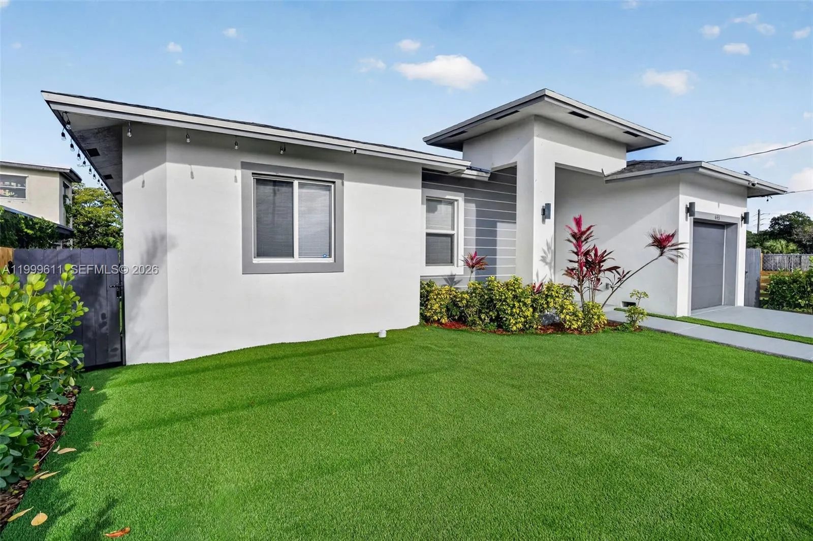 655 NW 24 avenue, Fort Lauderdale FL 33311