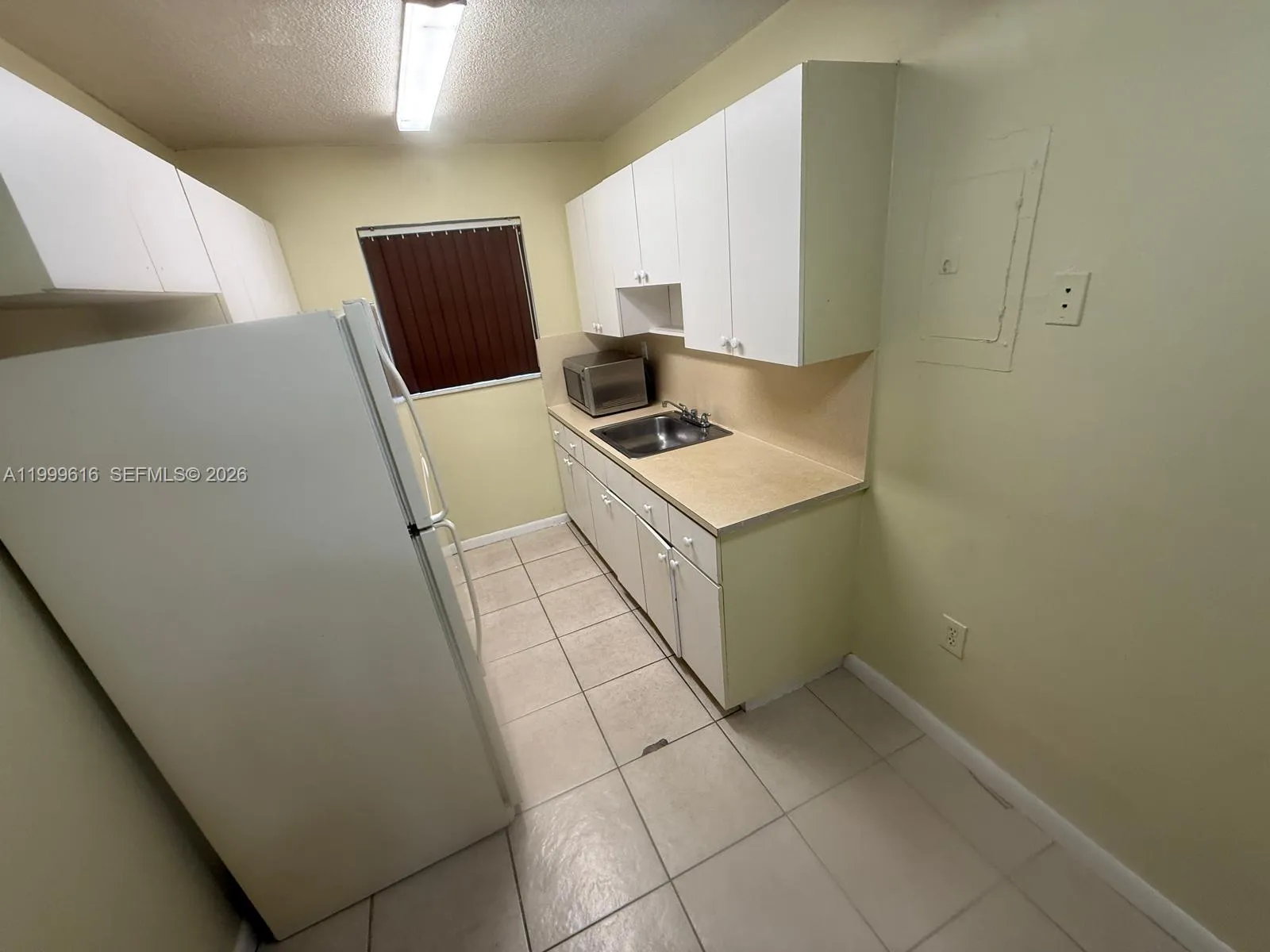 1225 W 30th St # 26, Hialeah FL 33012