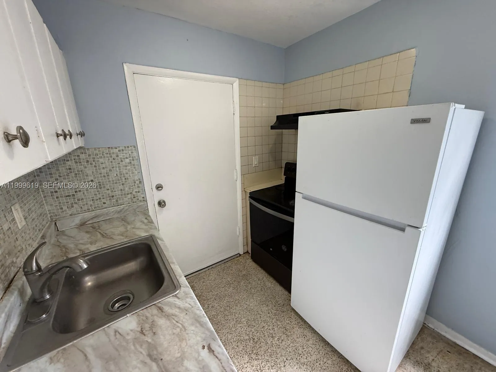 990 SW 4th St # 4, Miami FL 33130