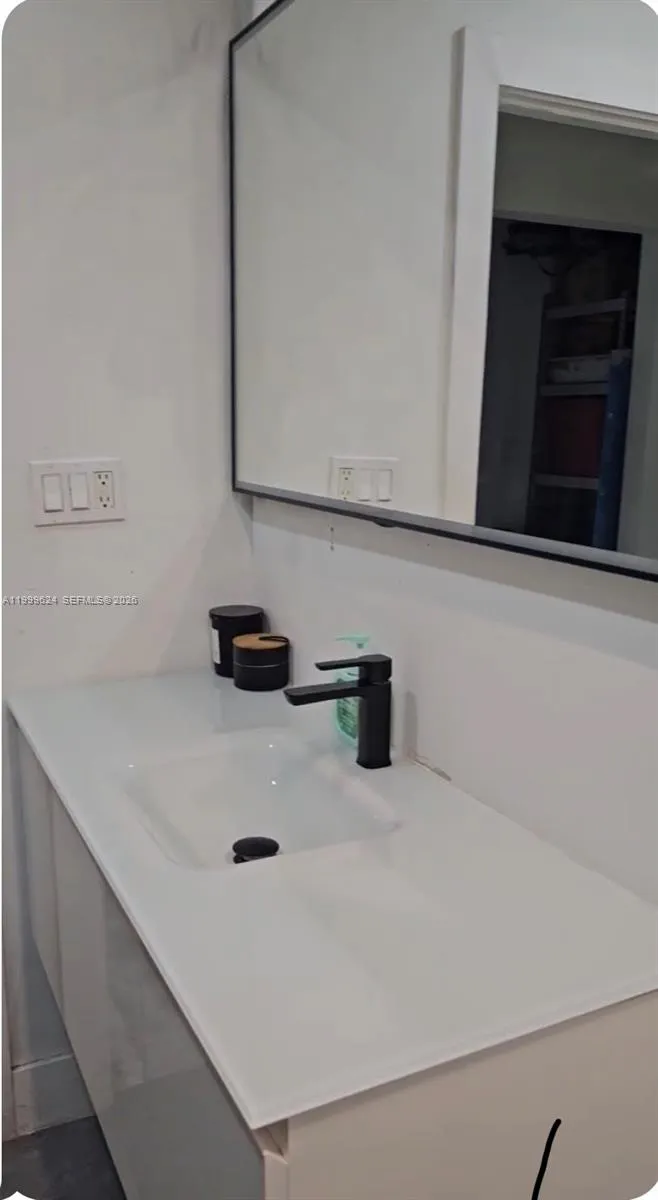 3617 Bahama Dr, Miramar FL 33023