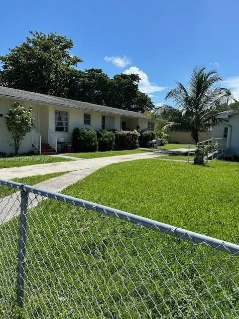 474 NW 26th Ave, Miami FL 33125