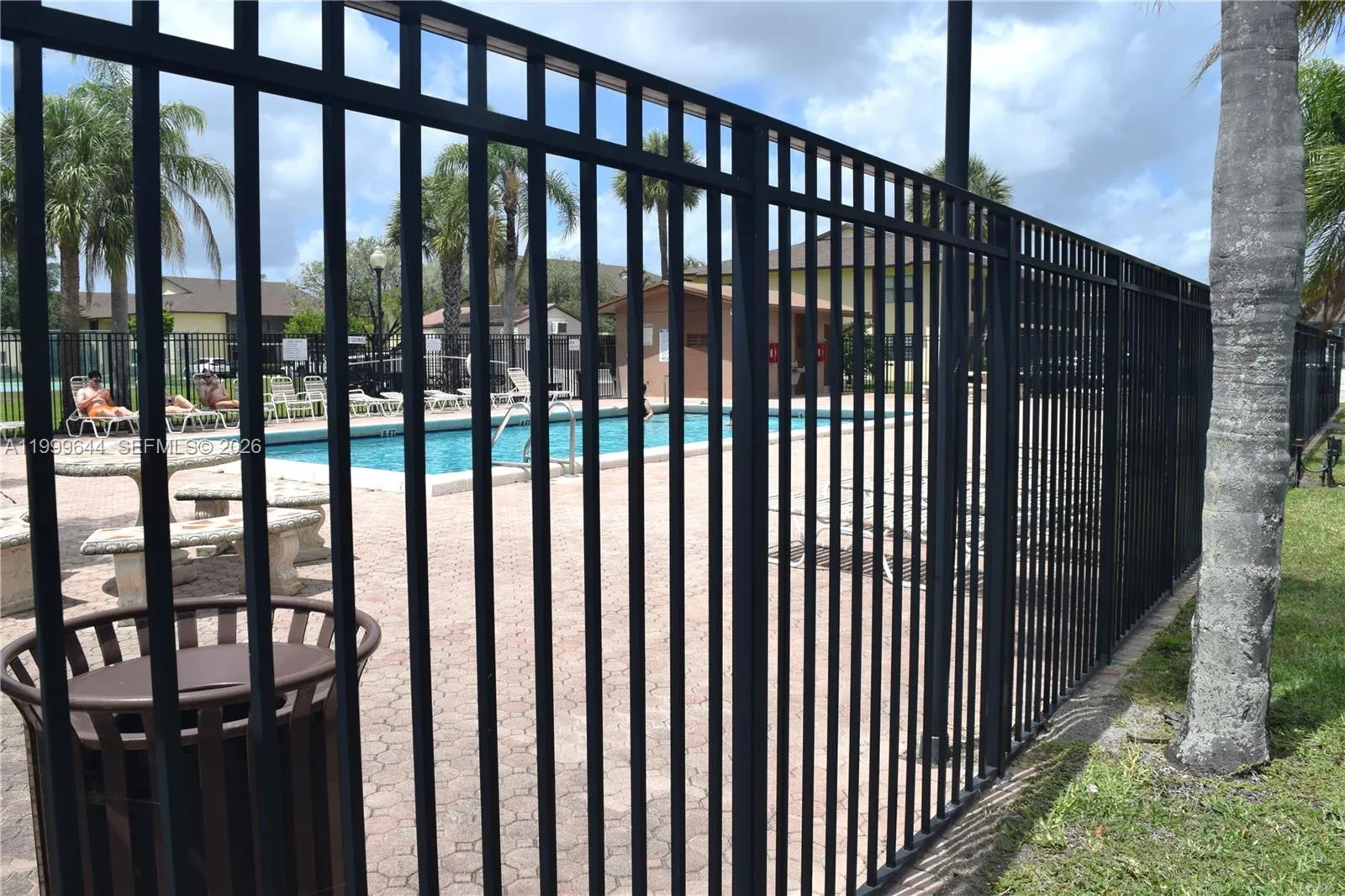 10013 Winding Lake Rd # 102, Sunrise FL 33351