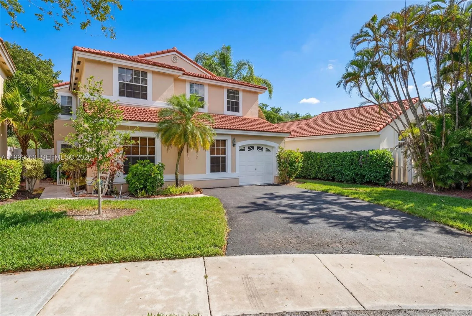 931 Opal Ter, Weston FL 33326