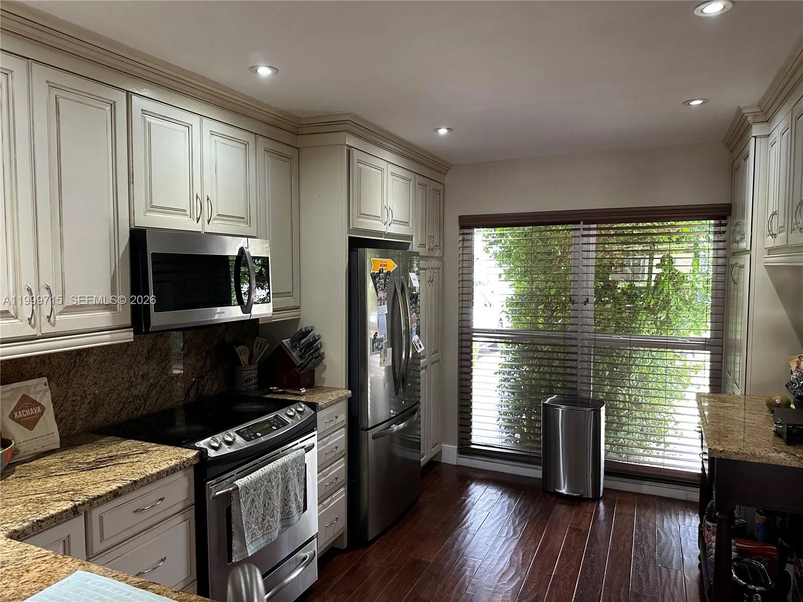 925 NE 26th Ave # 925, Hallandale Beach FL 33009