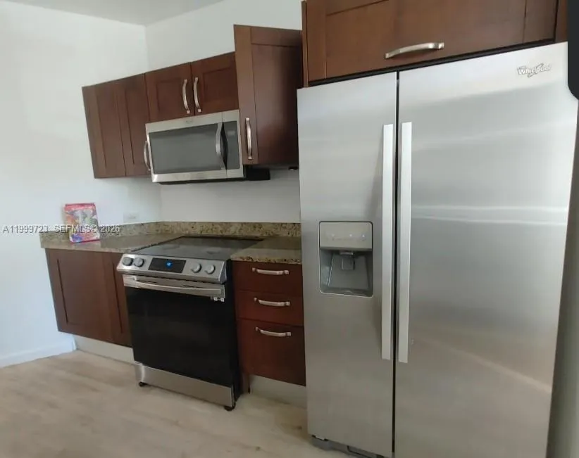 20000 E Country Club Dr # 201, Aventura FL 33180