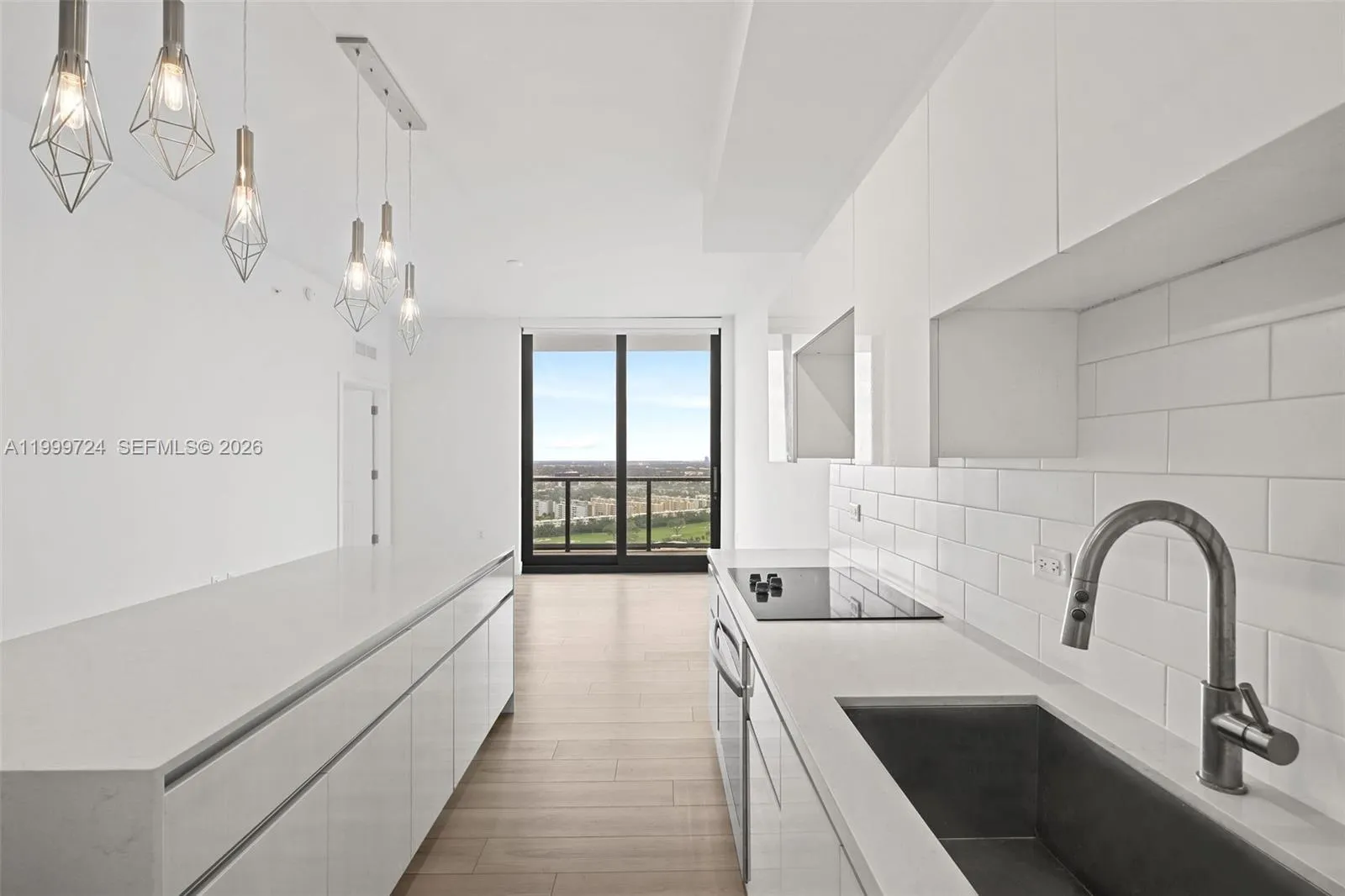 101 Diplomat Pkwy # 2505, Hallandale Beach FL 33009