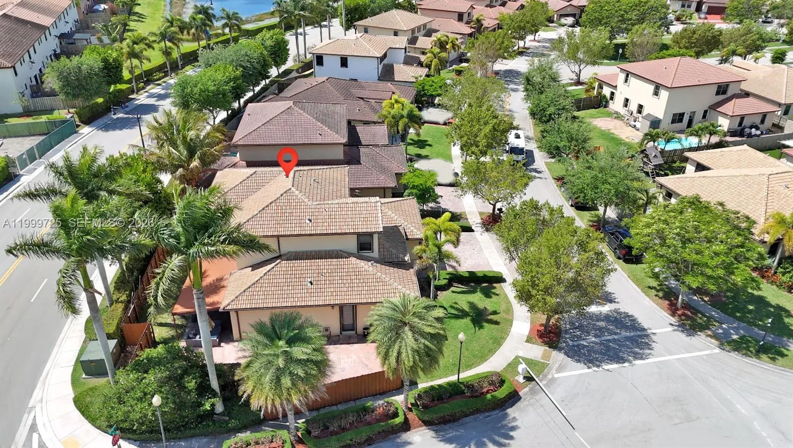 3698 SE 2nd Dr, Homestead FL 33033