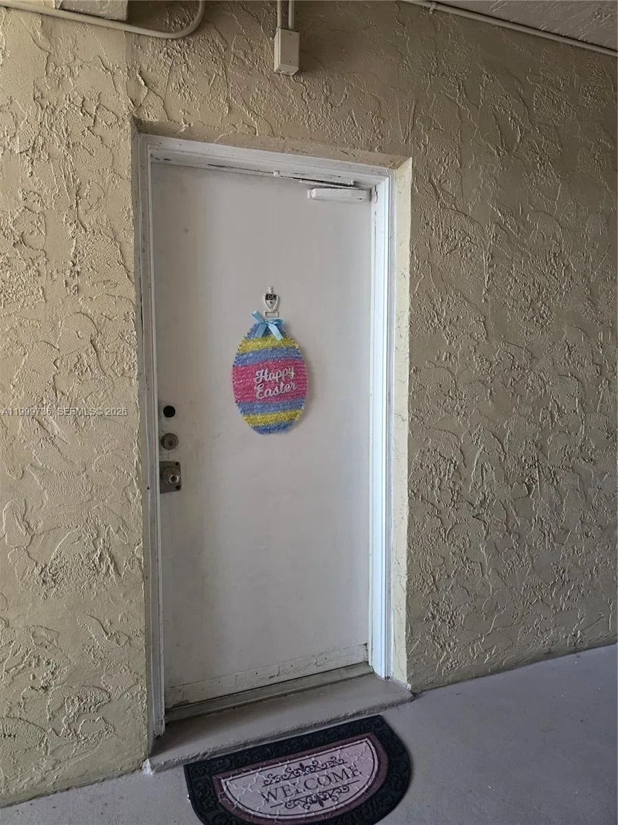 10786 N Kendall Dr # D5, Miami FL 33176