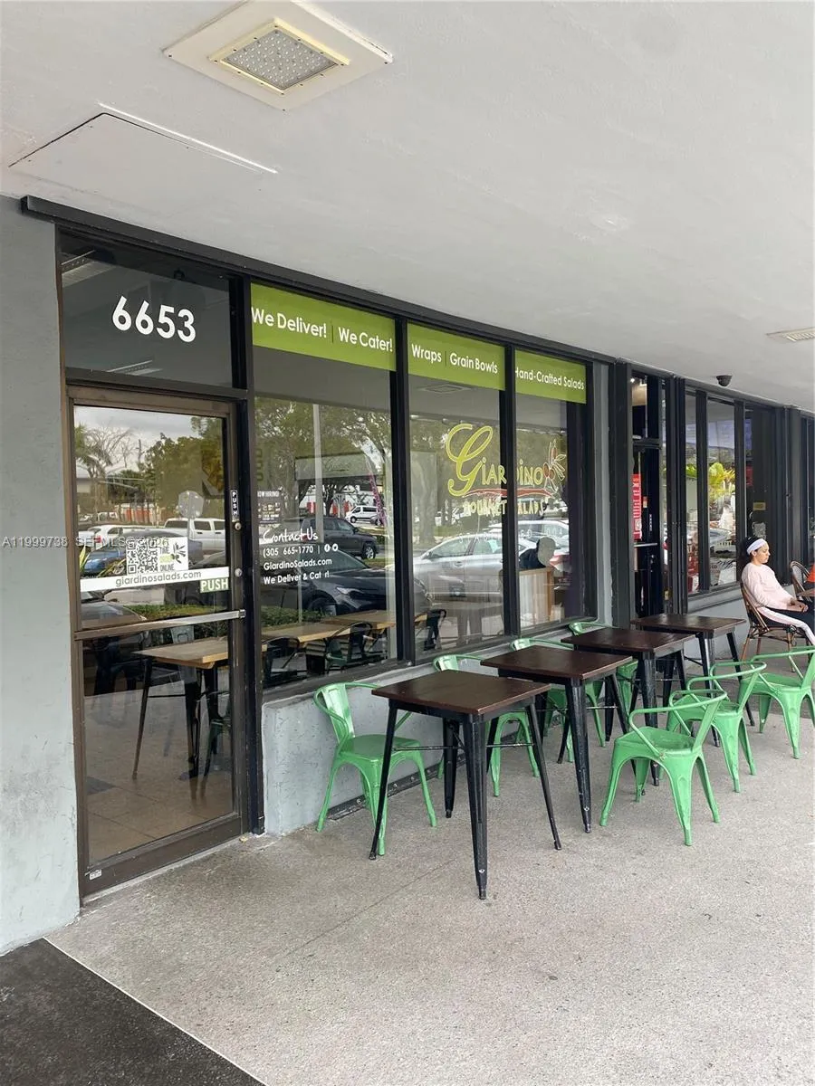 6653 S Dixie HWY, South Miami FL 33143