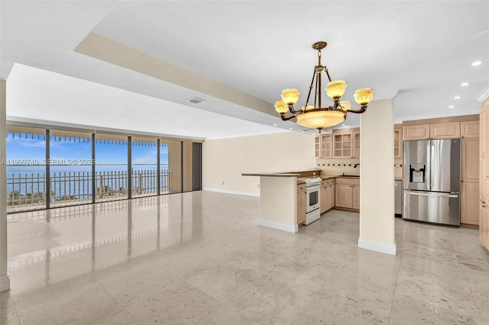 2 Grove Isle Dr # B805, Miami FL 33133