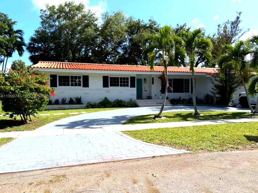 1760 NE 139th St, North Miami FL 33181