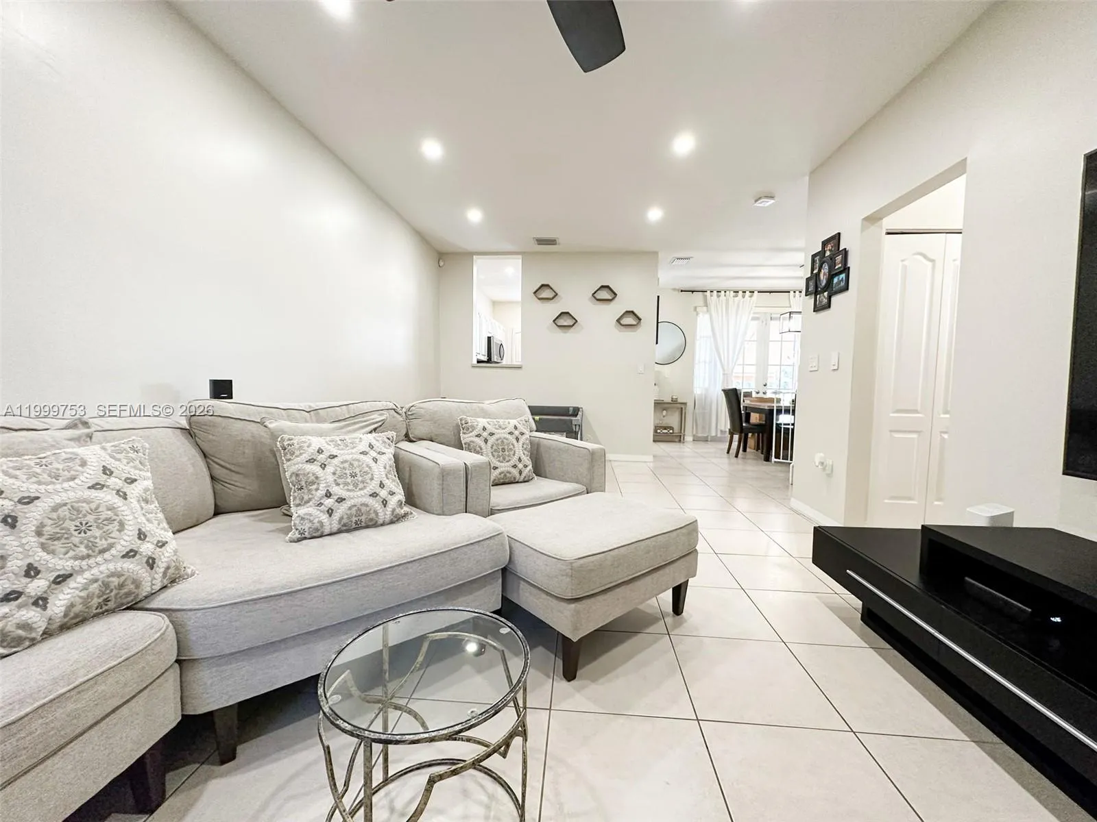 130 Riverwalk # 130, Sunrise FL 33326