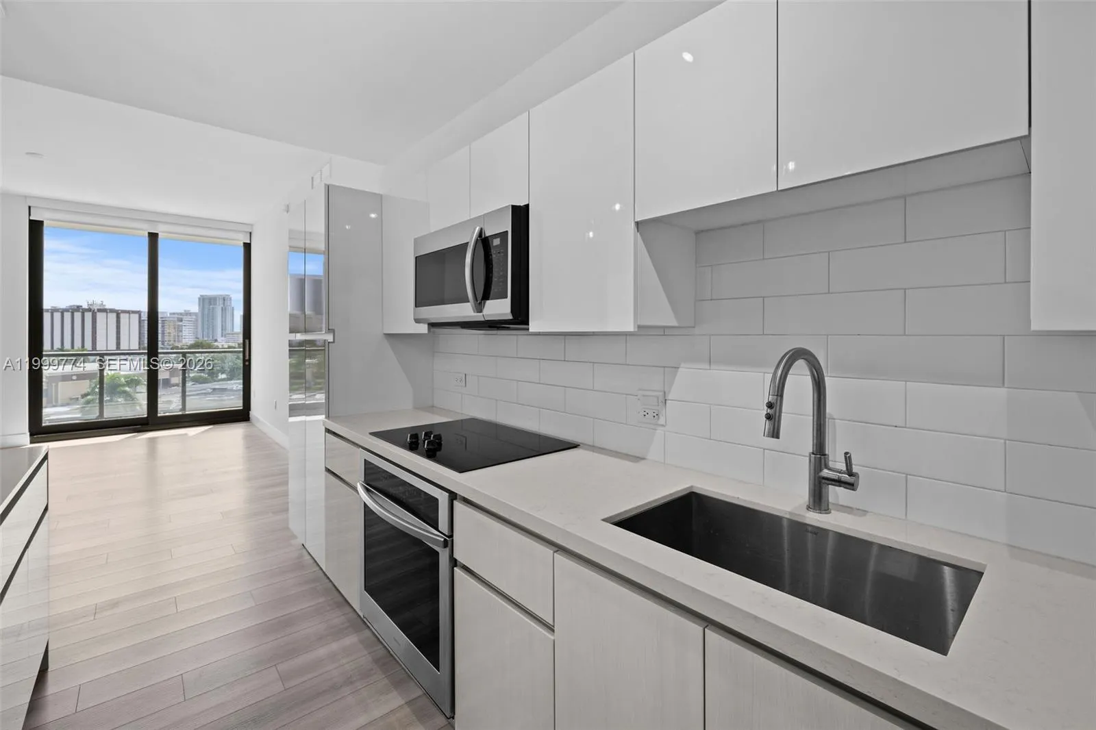 101 Diplomat Pkwy # 604, Hallandale Beach FL 33009