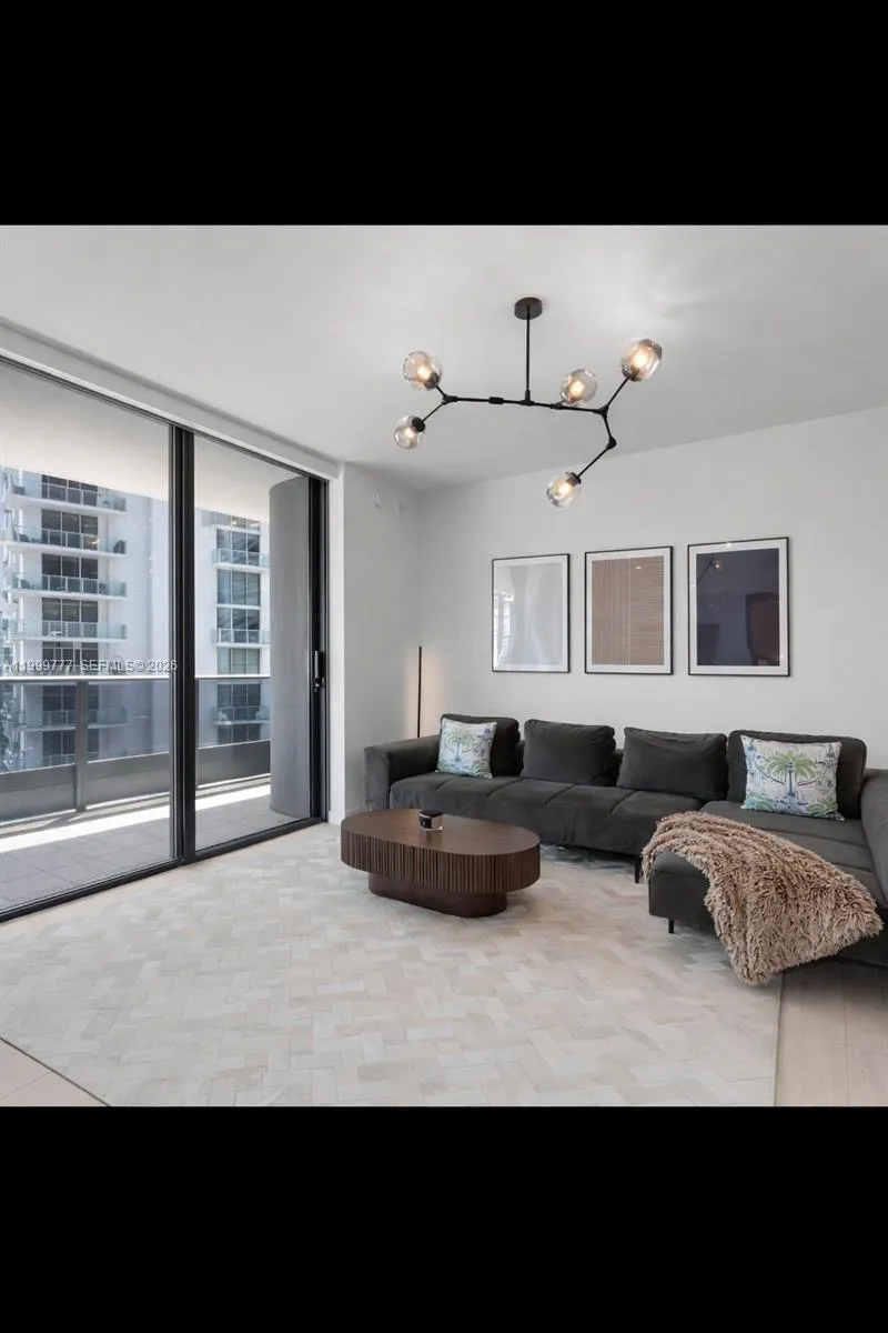 1000 Brickell Plz # 2003, Miami FL 33131