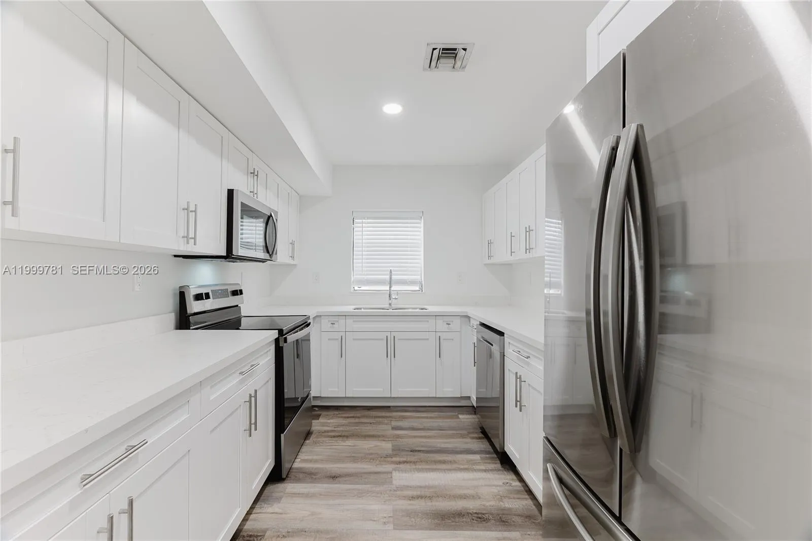 1447 NW 101st St, Miami FL 33147