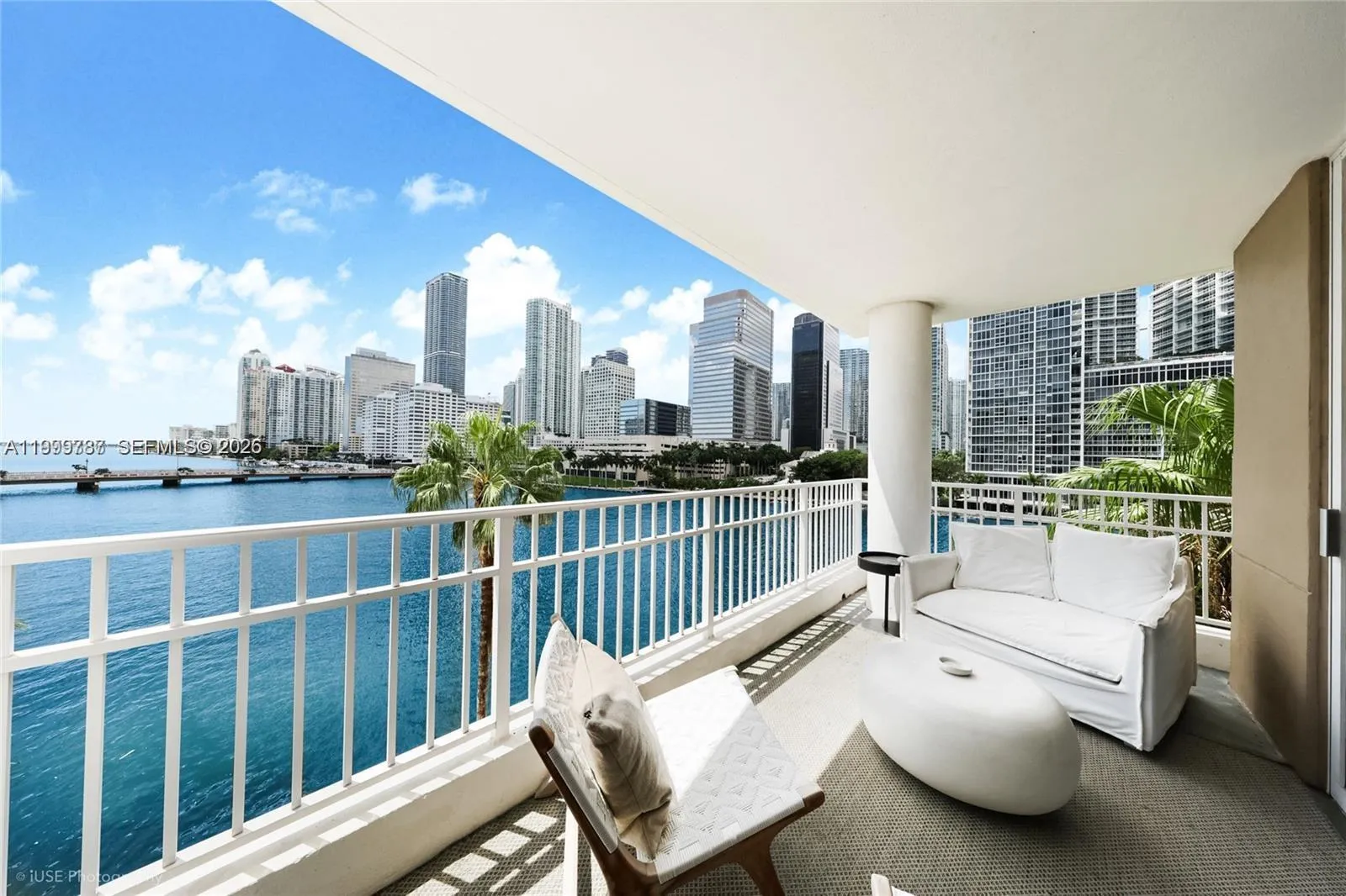 3 bedroom 2 bath for sale at 701 Brickell Key Blvd # 503, Miami FL 33131