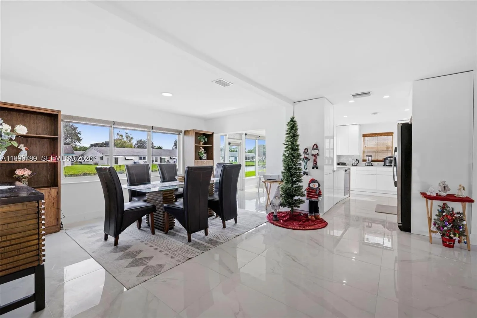 1086 NW 88th Way, Plantation FL 33322