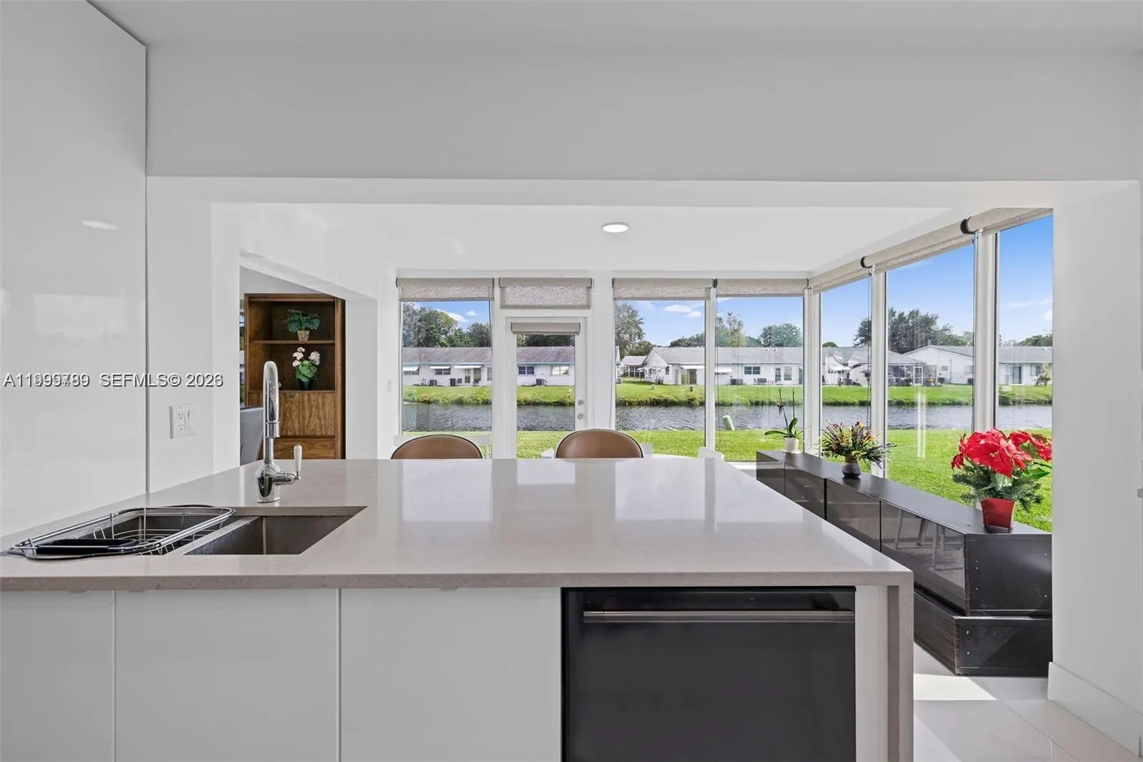 1086 NW 88th Way, Plantation FL 33322