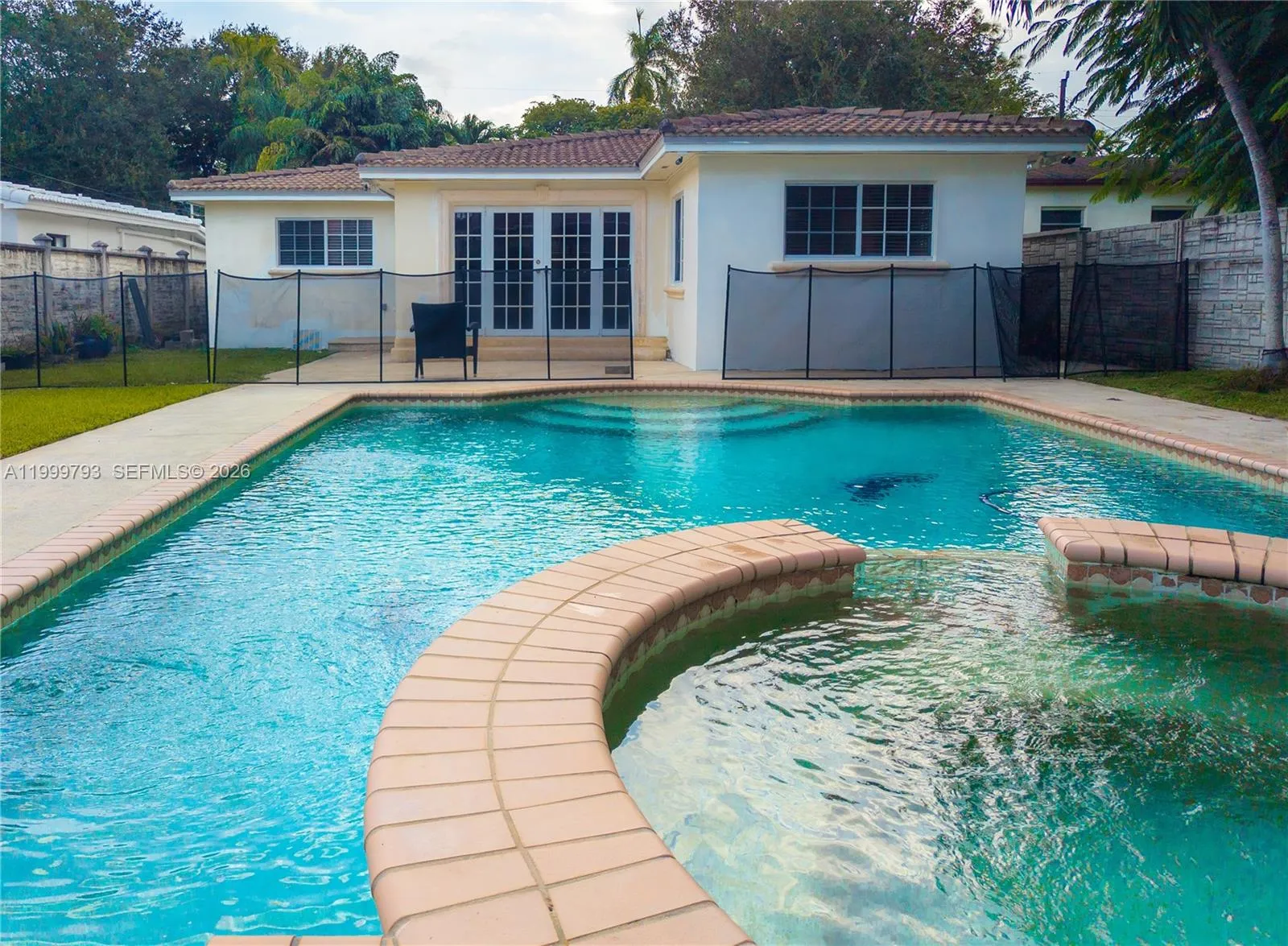 5781 SW 25th St, Miami FL 33155