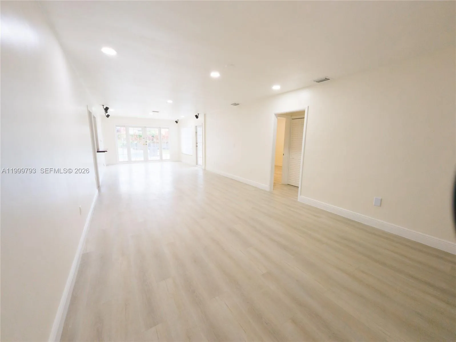 5781 SW 25th St, Miami FL 33155