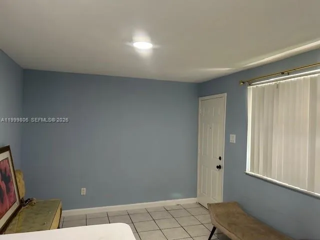 2250 SW 11th St # c, Miami FL 33135