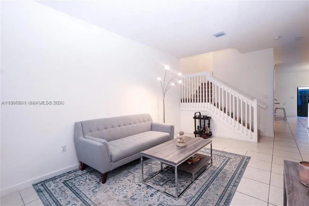 186 SW 185th Ter, Pembroke Pines FL 33029