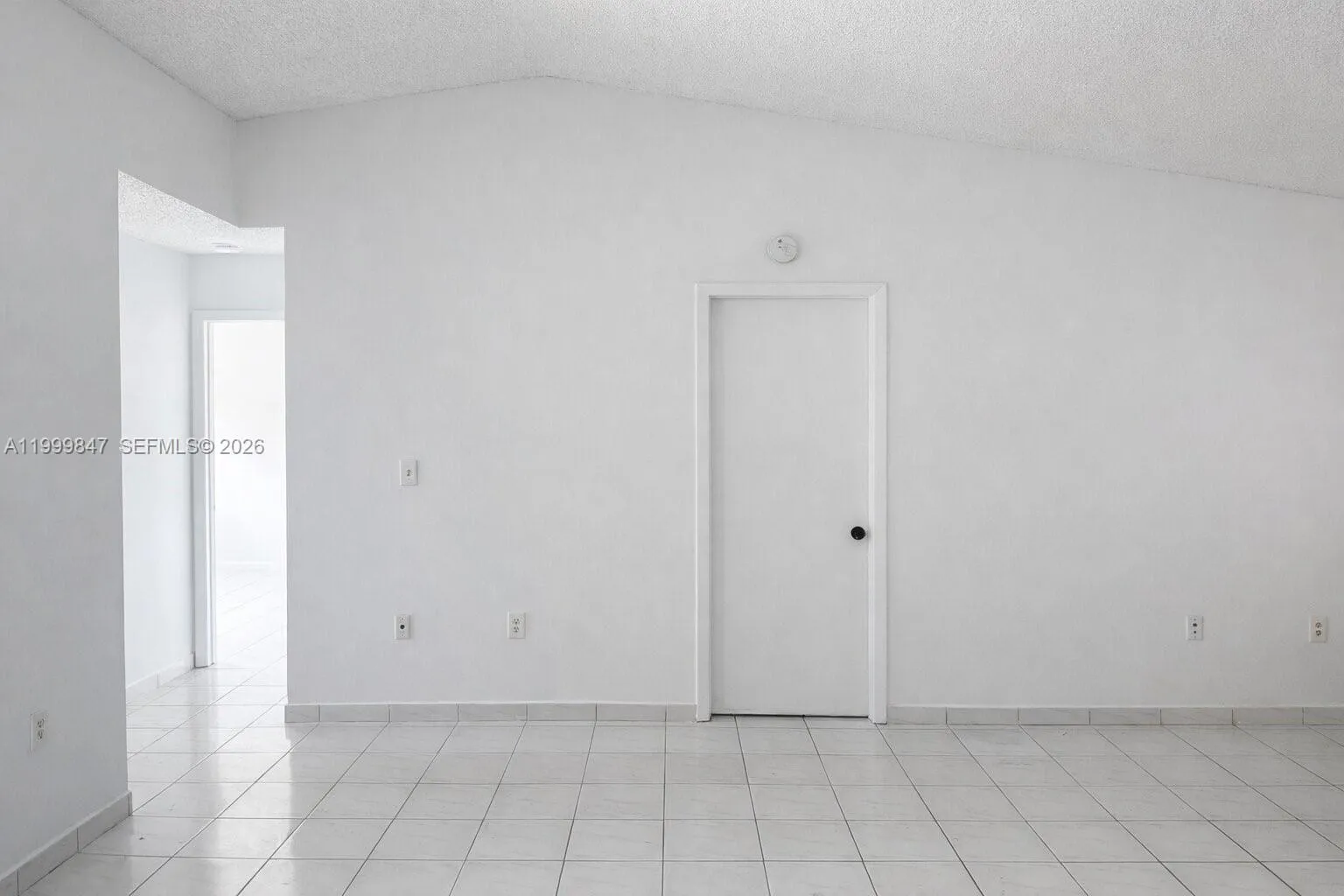 7891 W 29th Way # 202, Hialeah FL 33018