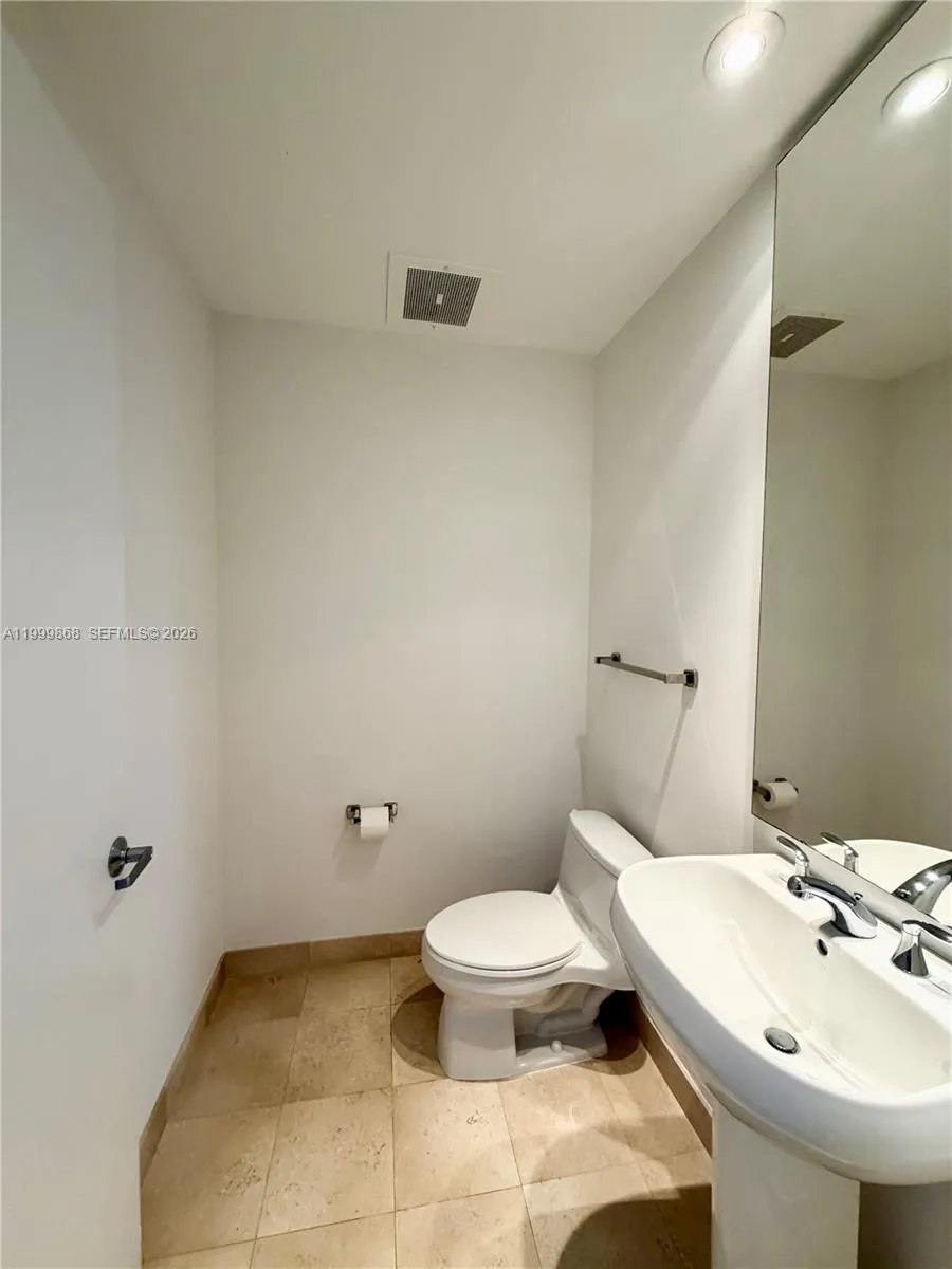 1050 Brickell Ave # 2420, Miami FL 33131