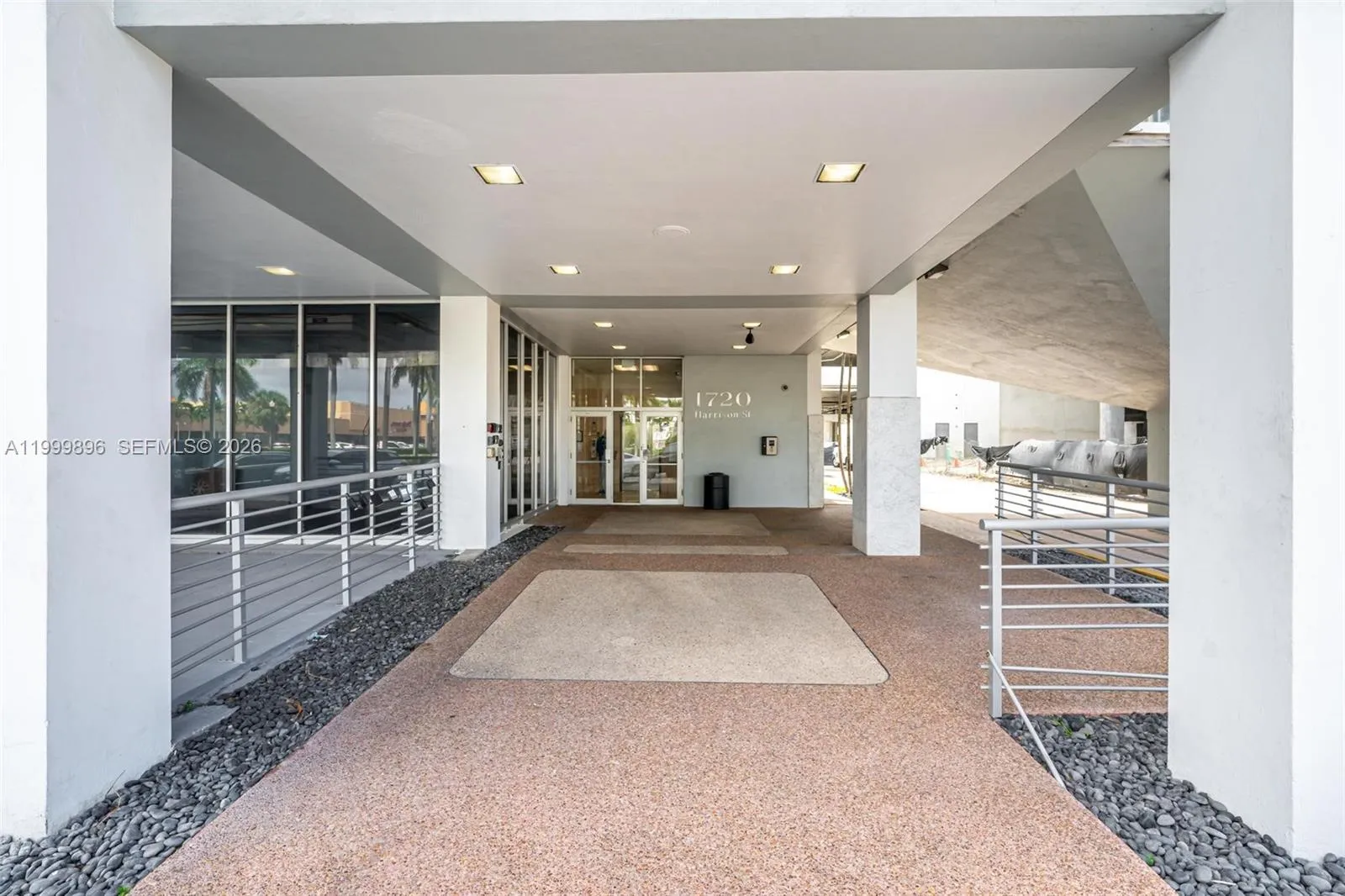 1720 Harrison St # 9F, Hollywood FL 33020